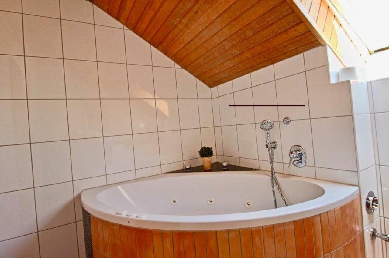 Ferienwohnung Mit Seeblick Und Dachterrasse In Ueberlingen Eksteriør billede